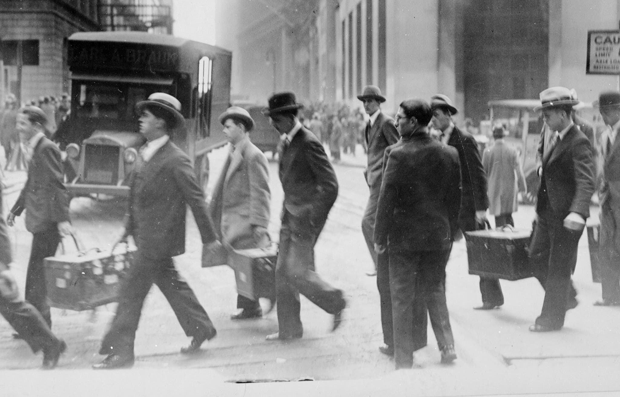 1929 Stock Market Crash: 1929 & Black Tuesday - HISTORY