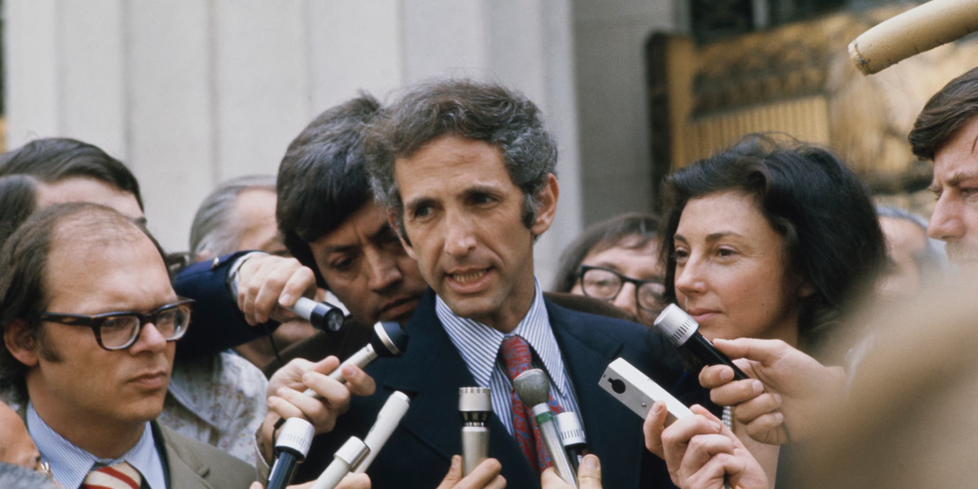Pentagon Paper Defendant, Federal CourtsAmerican researcher Tony Russo (1936-2008) and American economist and political activist Daniel Ellsberg address the media during a recess in their trial at the Federal Courtroom in Los Angeles, California, 10th May 1973. Russo and Ellsberg stand accused of illegally copying and distributing the Pentagon papers relating to the Vietnam war; it emerged during the trial that the FBI put a wiretap on Ellsberg's telephone conversations in 1969 and 1970. (Photo by Bettmann Archive/Getty Images)