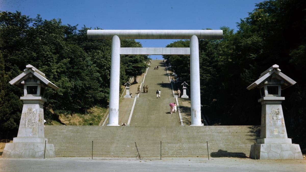 The Shrine of One Thousand Steps, the Shinto shrine which was built in 1925 from forced Korean donations, still remains but is used as a city park. (Credit: Bettmann Archive/Getty Images)