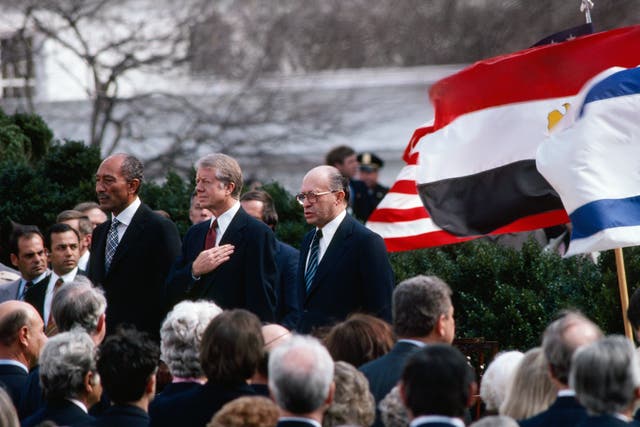 Egyptian President Anwar El-Sadat, US President Jimmy Carter, and Israeli Prime Minister Menachem Begin, 1979. Camp David Accord, Egypt-Israel Peace Treaty