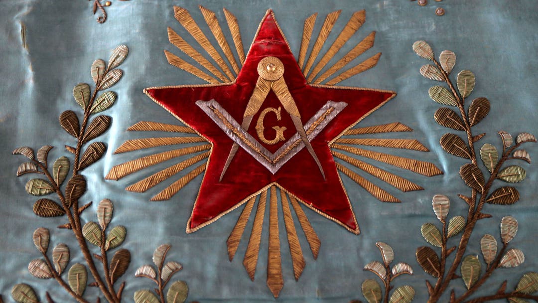 Masonlar, Kare ve Pusulalar