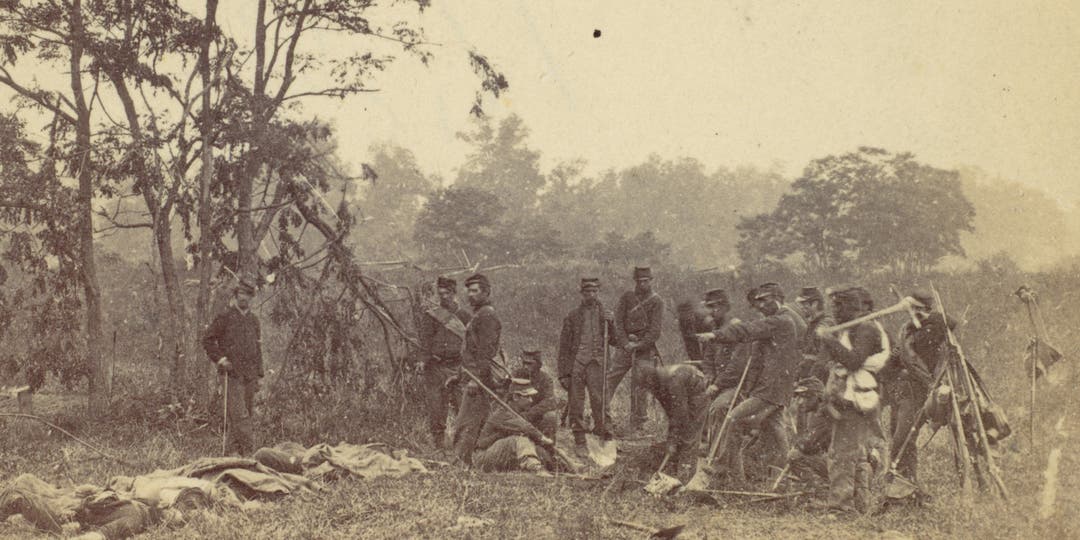 How Photos from the Battle of Antietam Revealed the American Civil War