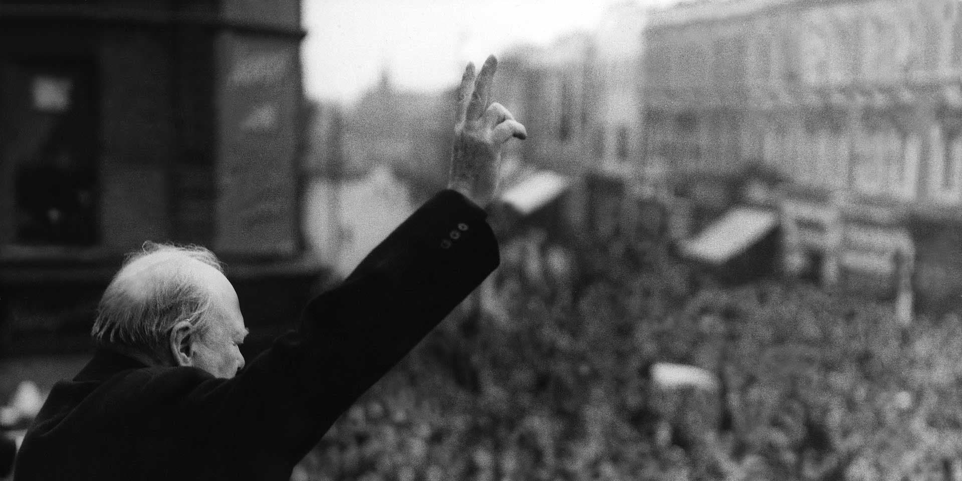 How the V‑Sign Came to Represent Victory, Then Peace | HISTORY